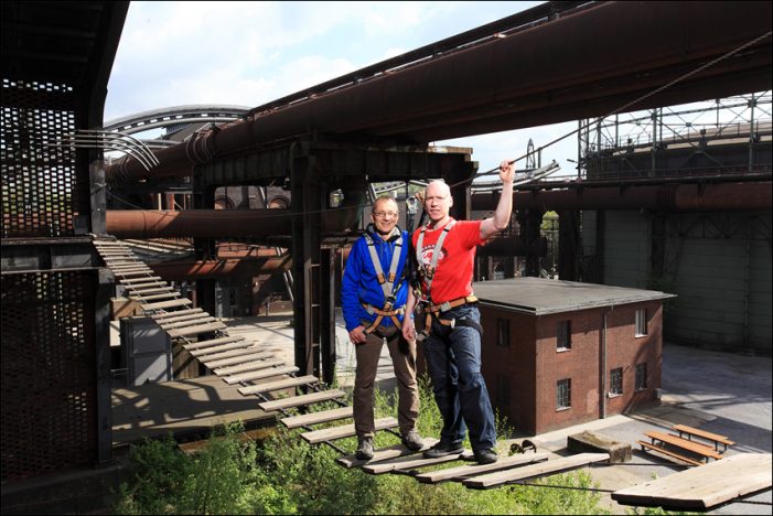 Landschaftspark Duisburg-Nord: Neuer Bereich im Hochseilklettergarten führt über ehemalige Gichtgasleitung Landschaftspark Duisburg-Nord: Neuer Bereich im Hochseilklettergarten führt über ehemalige Gichtgasleitung