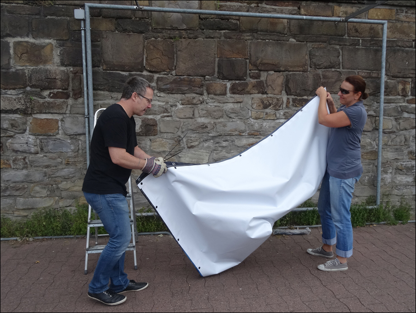 Outdoor-Galerie Aufnachtschicht zeigt neue Bilder am Leinpfad