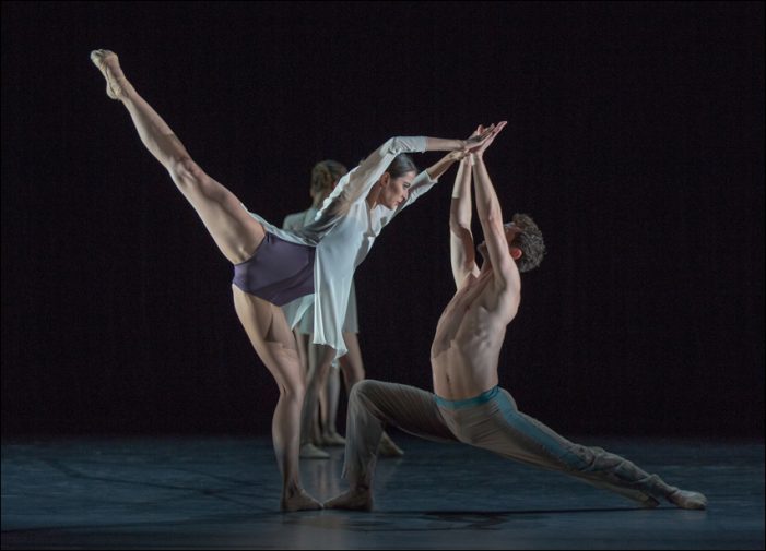 Ballett am Rhein: „Young Moves 2018“ begeisterte das Publikum im Theater Duisburg Ballett am Rhein: „Young Moves 2018“ begeisterte das Publikum im Theater Duisburg
