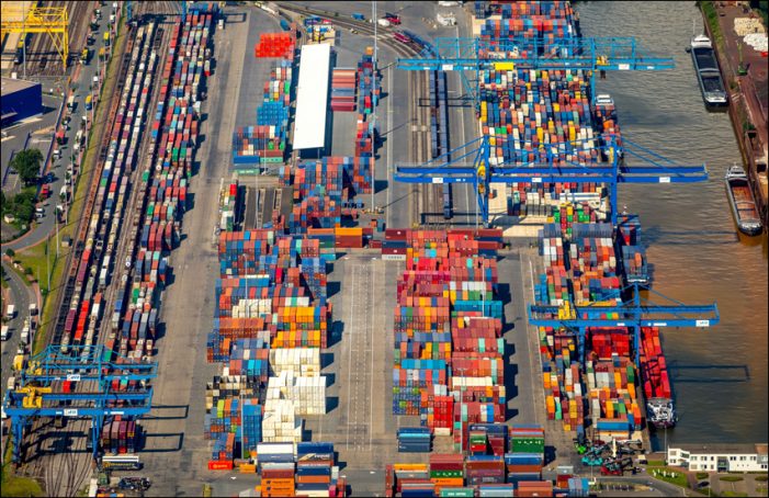 duisport-Halbjahresbilanz 2018: Containerumschlag im Duisburger Hafen bleibt  auf Rekordniveau