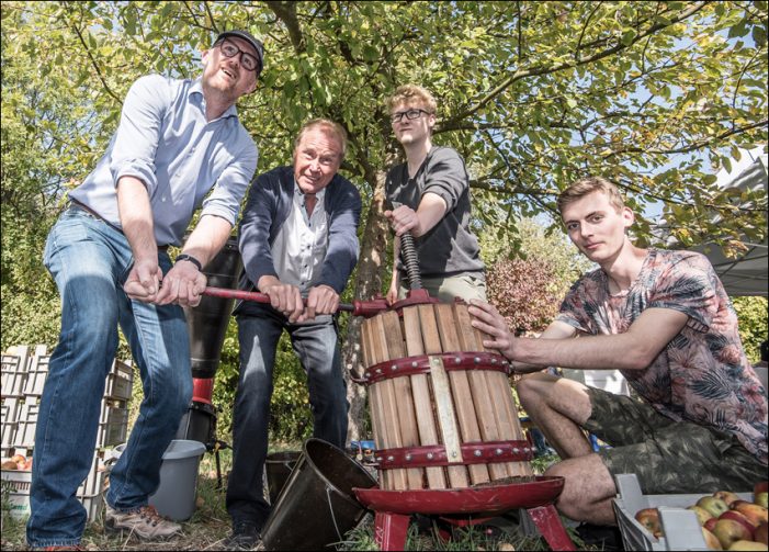 Zwischen Rhein und Ruhr in Duisburg auf Tour: Spätsommerliche Herbstromantik auf der Streuobstwiese Zwischen Rhein und Ruhr in Duisburg auf Tour: Spätsommerliche Herbstromantik auf der Streuobstwiese