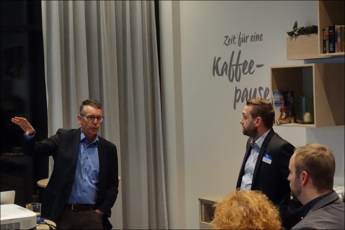 Marketing-Club Duisburg-Niederrhein: Geschäftsführer Uwe Busch stellte den Stadtsportbund vor Marketing-Club Duisburg-Niederrhein: Geschäftsführer Uwe Busch stellte den Stadtsportbund vor
