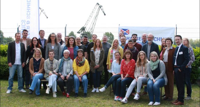 Unternehmerverband: Arbeitskreis Schule / Wirtschaft lud Lehrer zur Haeger & Schmidt Logistics GmbH ein Unternehmerverband: Arbeitskreis Schule / Wirtschaft lud Lehrer zur Haeger & Schmidt Logistics GmbH ein