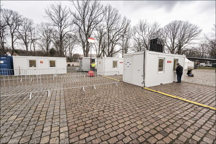 Corona-Testzentrum Unverzichtbare Stütze: Die Freiwillige Feuerwehr im Corona-Einsatz in Duisburg