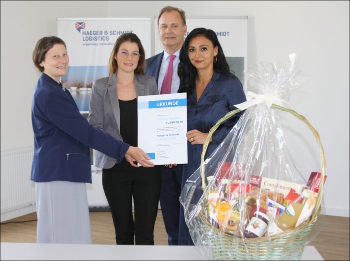 Duisburger Unternehmen für vorbildliches Ausbildungs-Engagement ausgezeichnet Duisburger Unternehmen für vorbildliches Ausbildungs-Engagement ausgezeichnet