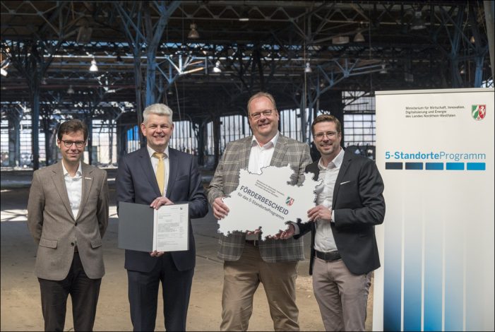 5-StandorteProgramm in Duisburg: Übergabe Förderbescheide durch Staatssekretär Christoph Dammermann 5-StandorteProgramm in Duisburg: Übergabe Förderbescheide durch Staatssekretär Christoph Dammermann