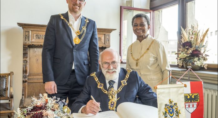 Duisburgs Oberbürgermeister Sören Link empfing Vertreter der englischen Partnerstadt Portsmouth