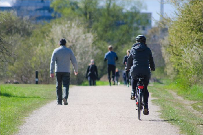 Sparen und trotzdem nachhaltig leben – so ist es möglich