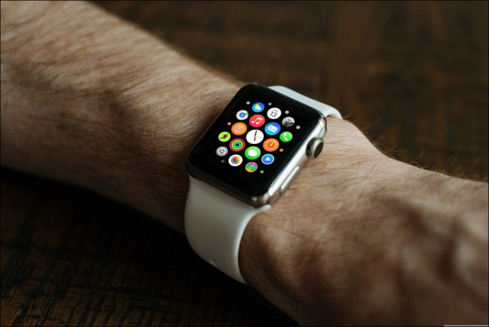 Der digitale Wegbegleiter erobert die Welt: die Smartwatch Der digitale Wegbegleiter erobert die Welt: die Smartwatch