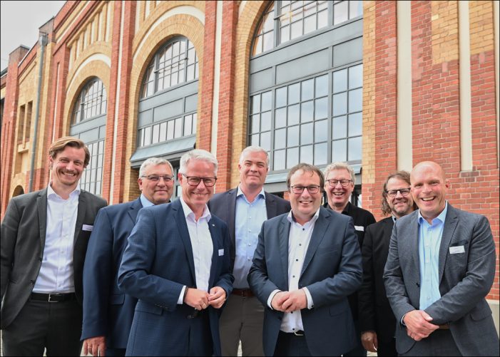 Logistikregion Rheinland diskutiert Studie zur Bedeutung des Systems Wasserstraße mit NRW-Verkehrsminister Oliver Krischer Logistikregion Rheinland diskutiert Studie zur Bedeutung des Systems Wasserstraße mit NRW-Verkehrsminister Oliver Krischer