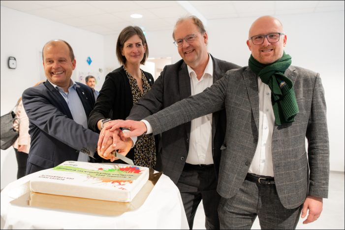 Gebag in Duisburg: Buntes Haus der Lebenshilfe feierlich eröffnet