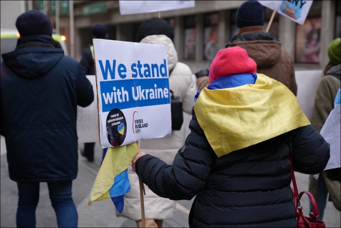 Wärme für die Ukraine: Russischsprachige Community spendet 500.000 Euro Wärme für die Ukraine: Russischsprachige Community spendet 500.000 Euro