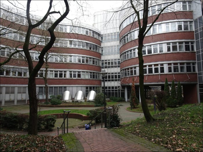Universität Duisburg-Essen: Sommeruni für Schüler vom 31. Juli bis 3. August Universität Duisburg-Essen: Sommeruni für Schüler vom 31. Juli bis 3. August