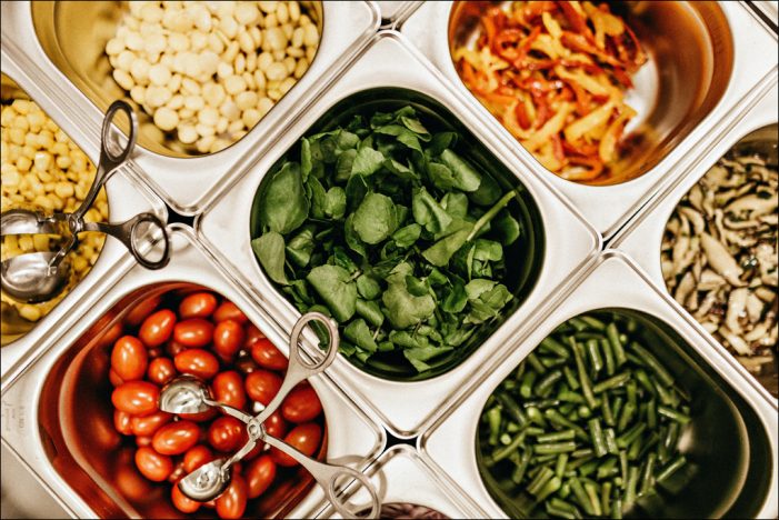 Start des Modellregionen-Wettbewerbs „Ernährungswende in der Region“ Start des Modellregionen-Wettbewerbs „Ernährungswende in der Region“